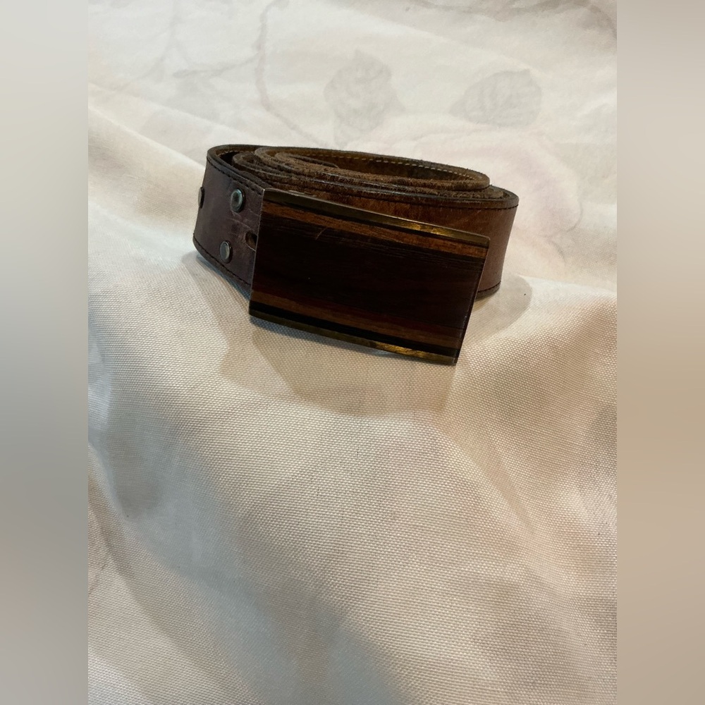 Vintage Kenneth Reid Brown Leather Belt with Wooden Buckle 36